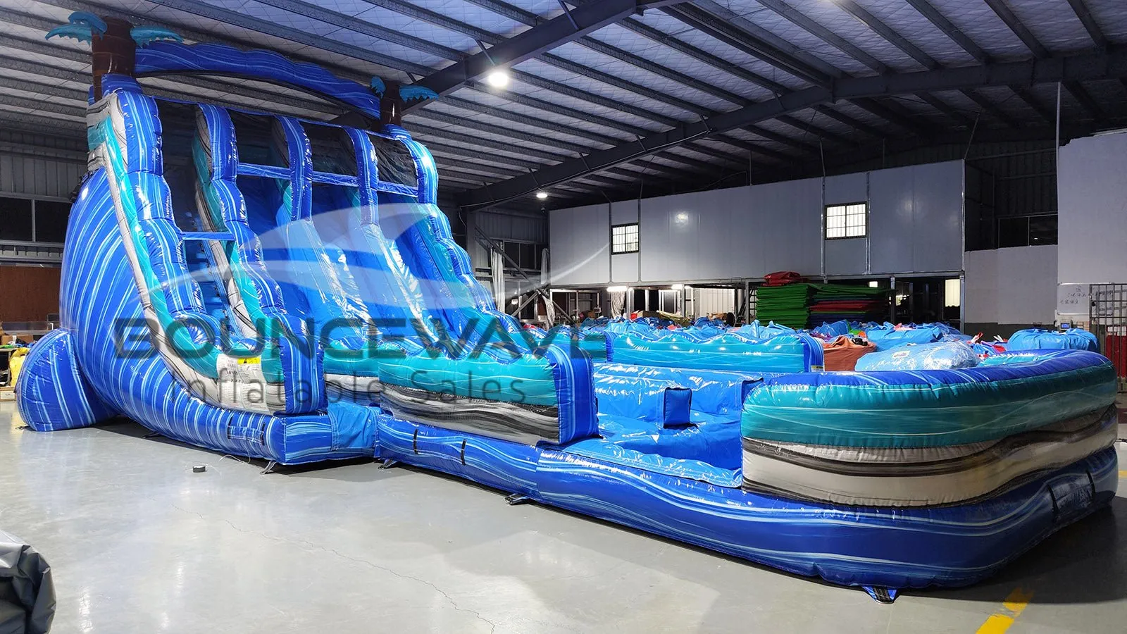 18ft Cayman Crush Hybrid Triple Lane Inflatable Water Slide