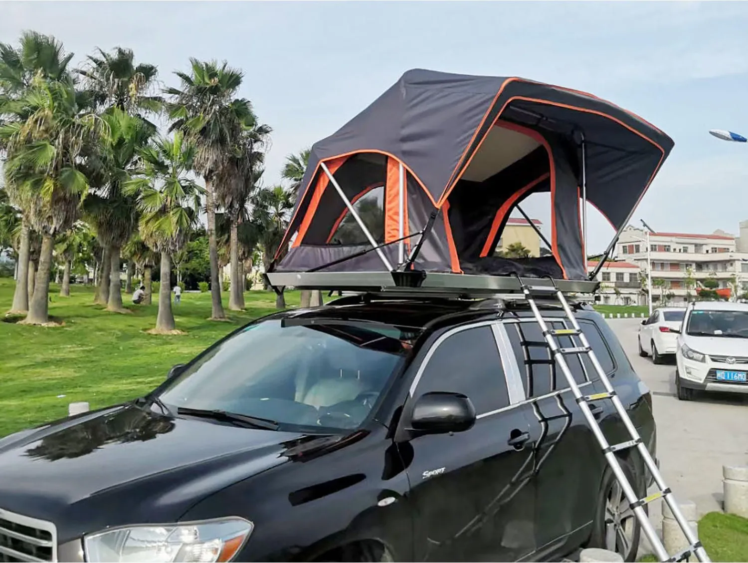 2 People Aluminum Soft shell Car  Roof Top Tent  MOT-T1000