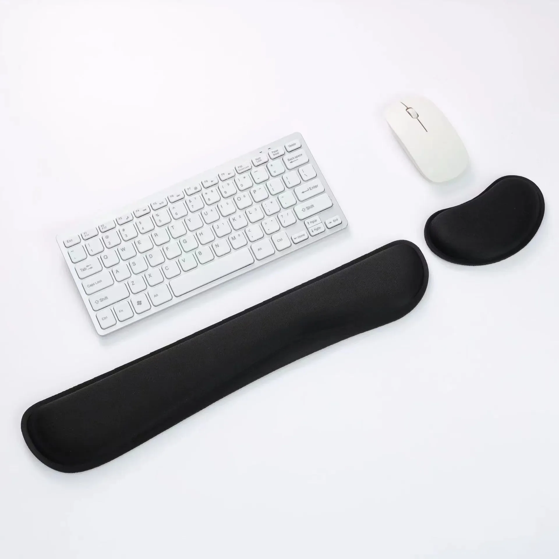 3D Ergonomic Gaming Mouse Pad with Silica Gel Wrist Rest - Memory Foam Support