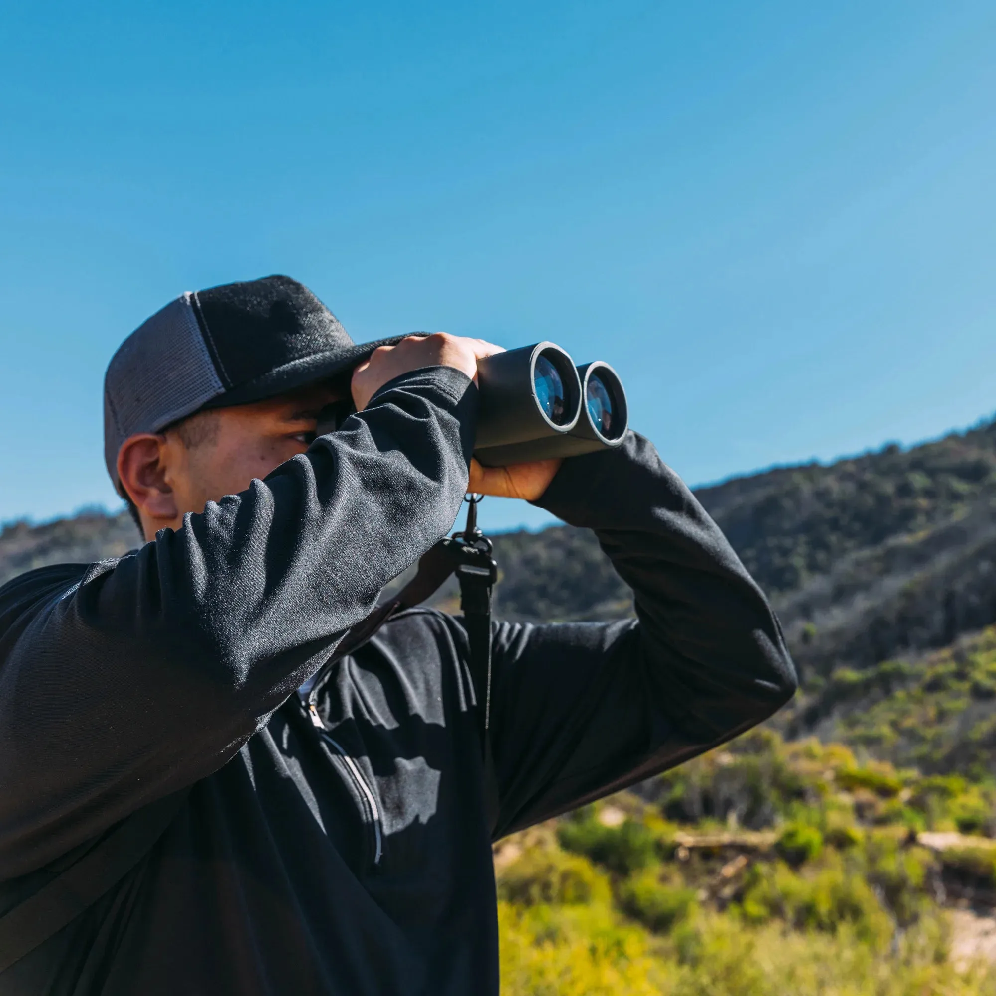 8x42mm Level ED Waterproof Open Bridge Binoculars | AB12802