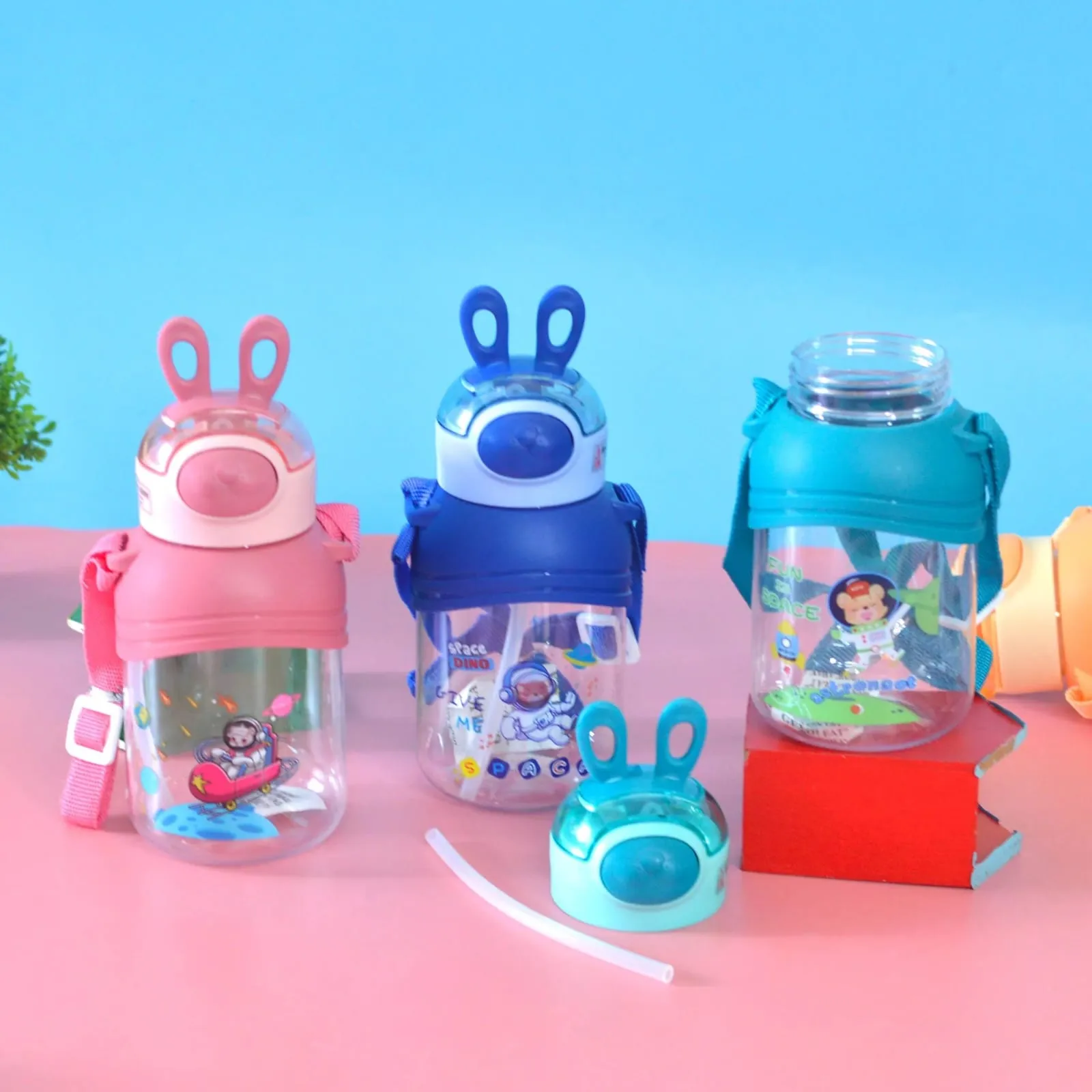 Bear  Style Sipper water-bottle