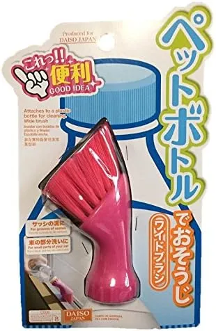 Daiso Attaches to a Plastic Bottle for Cleaning. (Wide Brush)