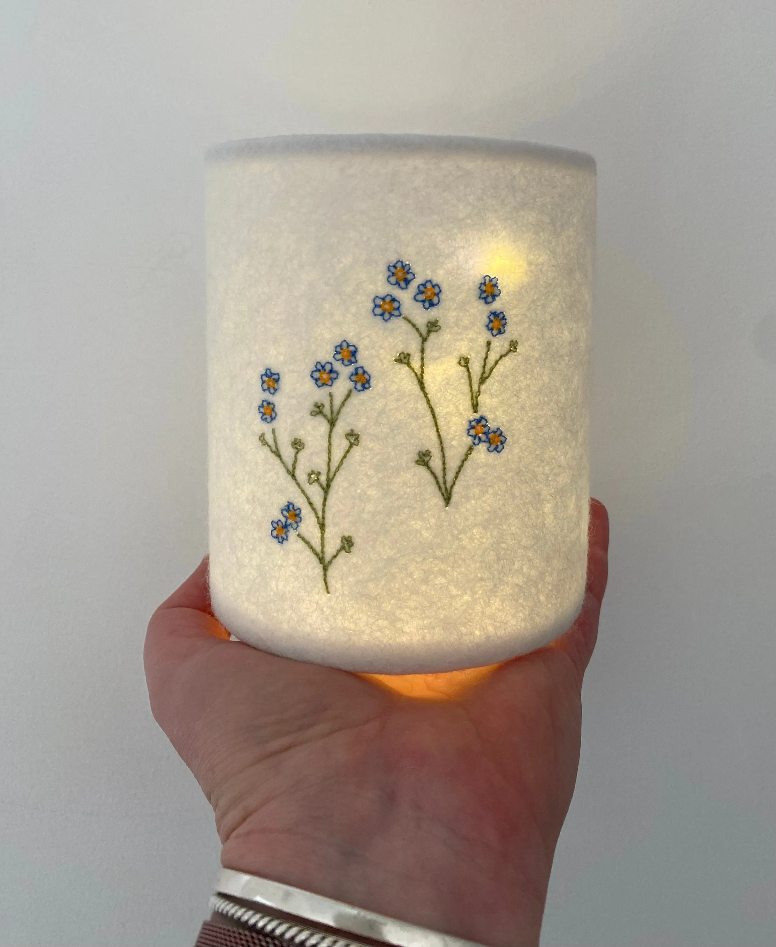 Forgot-me-not Lantern