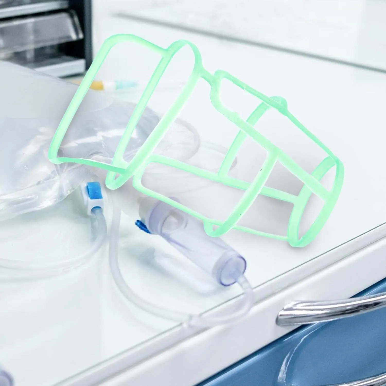 FRCOLOR Hospital Grade Infusion Net Bag Plastic Drip Bottle Hanging Cover Saline Bottle Grid