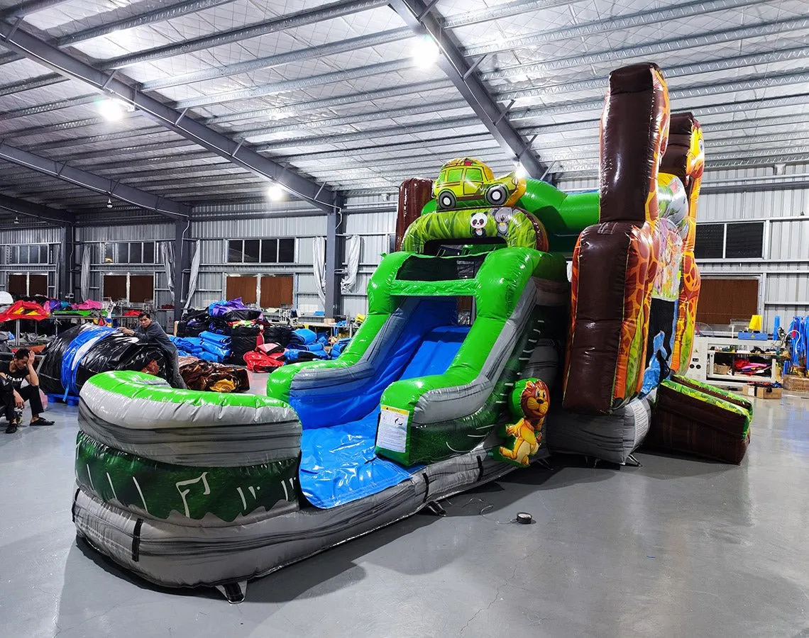 Giraffe Safari Econo Bounce House with Slide (Wet/Dry)
