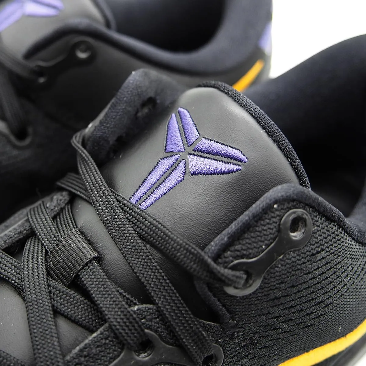 Kobe VIII Protro Basketball Shoes (HF9550-001, Black/White/Court Purple/University Gold)