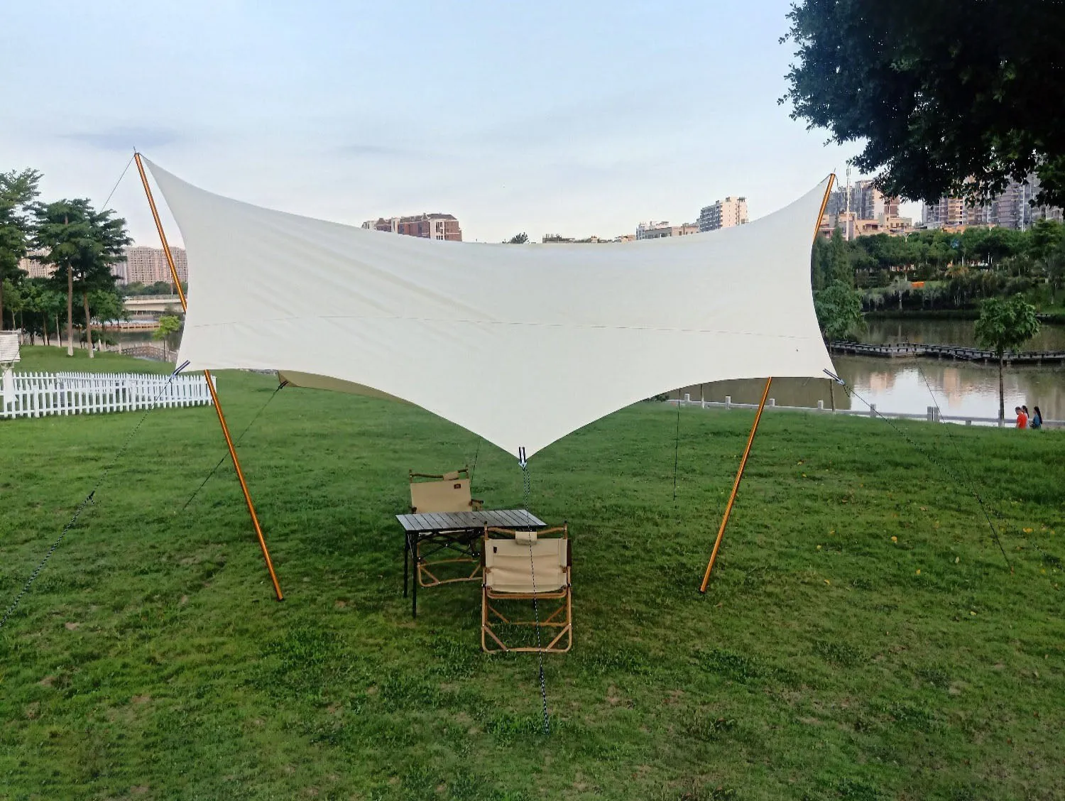 Octagonal  Tent T08