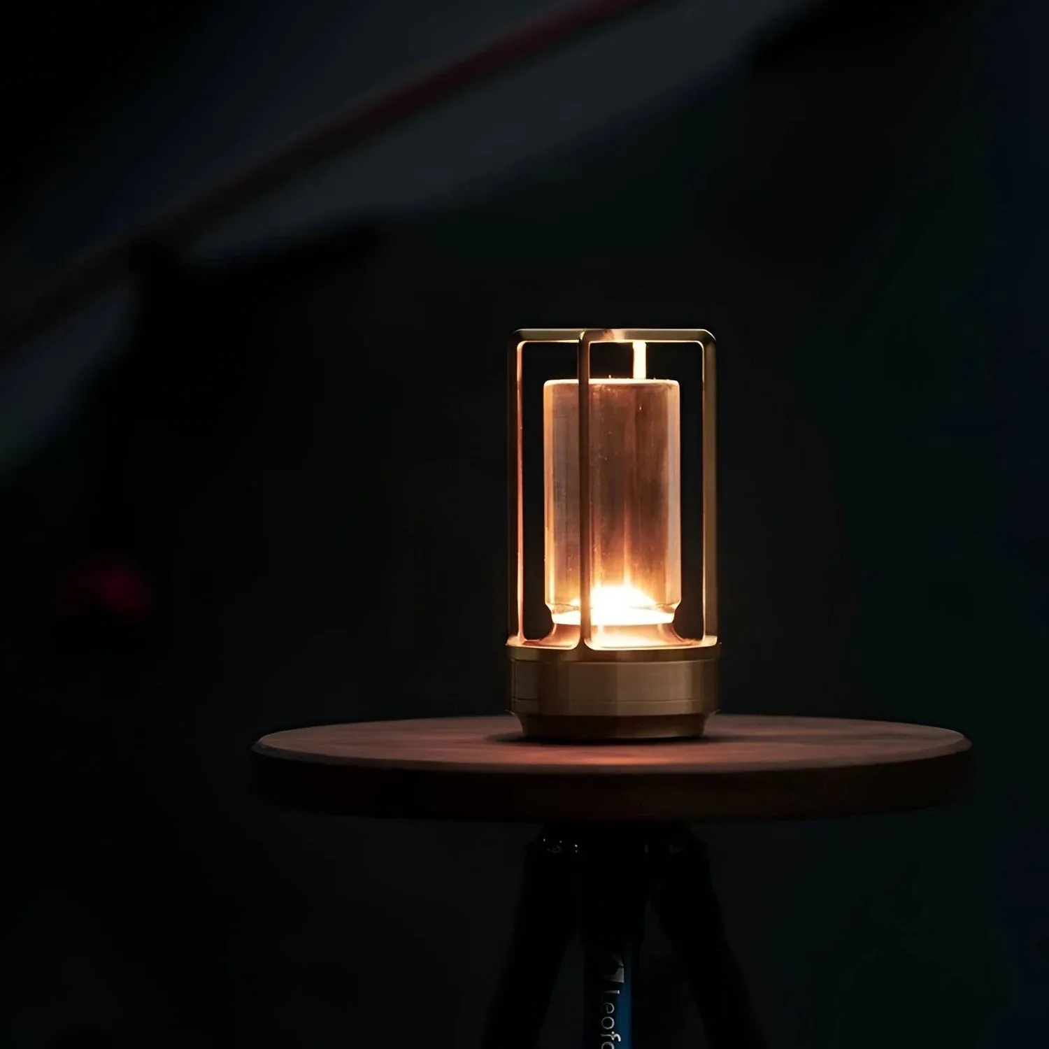 Portable Cordless Lantern for Versatile Indoor and Outdoor Lighting